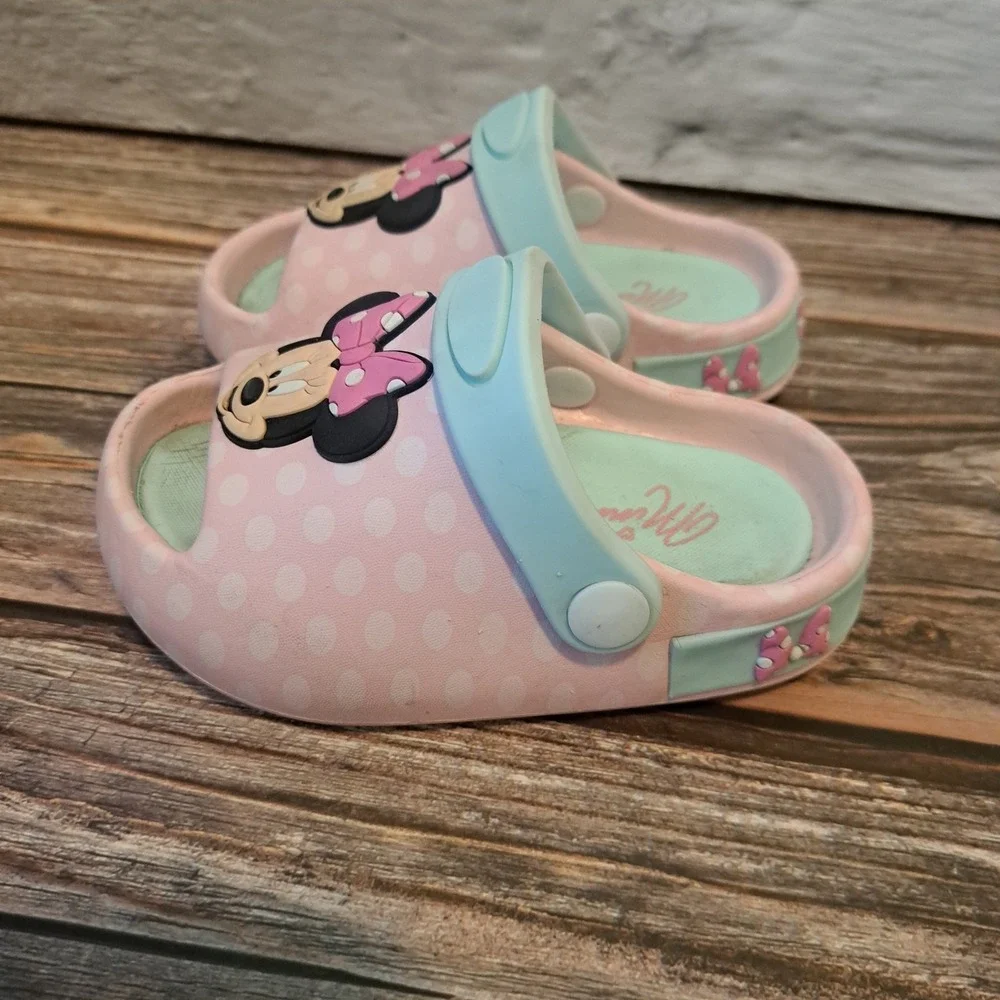 Disney Minnie Mouse Little girls size 6 slides sandals pink polka dots blie